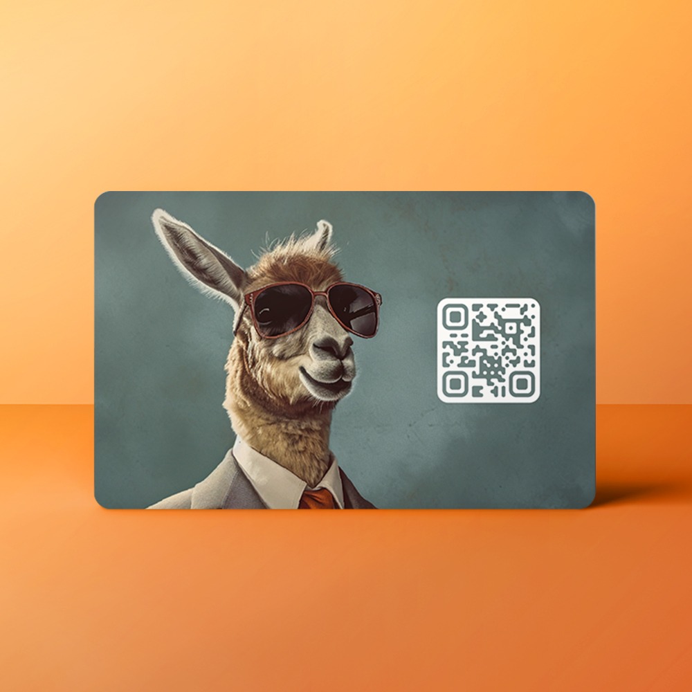 Tap, Deel en Verbind met Qraphy 14 Animals Lama achter